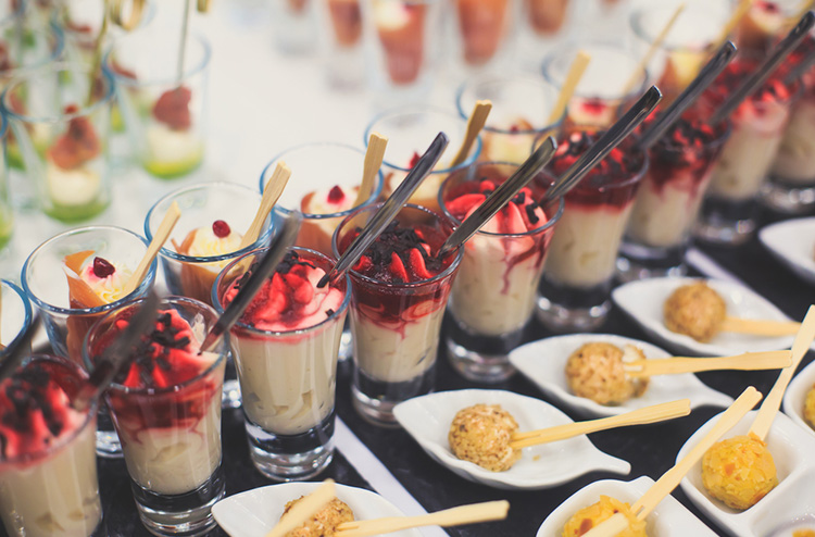 5 New And Fashionable Ideas In Wedding Catering For 2017