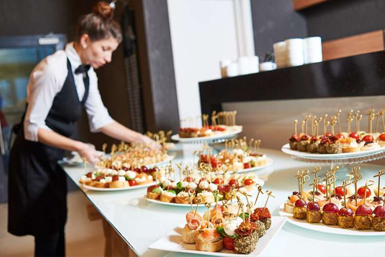 How to Find a Sustainable Caterer