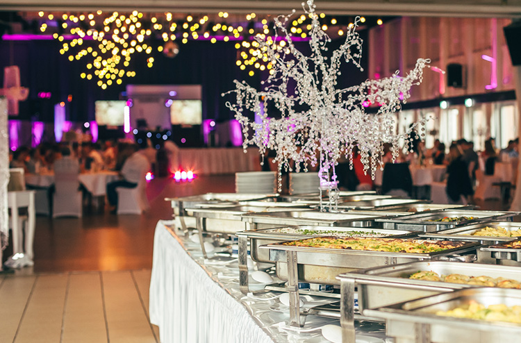 Most Important Things that Your Wedding Caterer Should Know